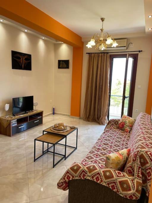 Eirini House Apartment เลโอนีดีออน ภายนอก รูปภาพ