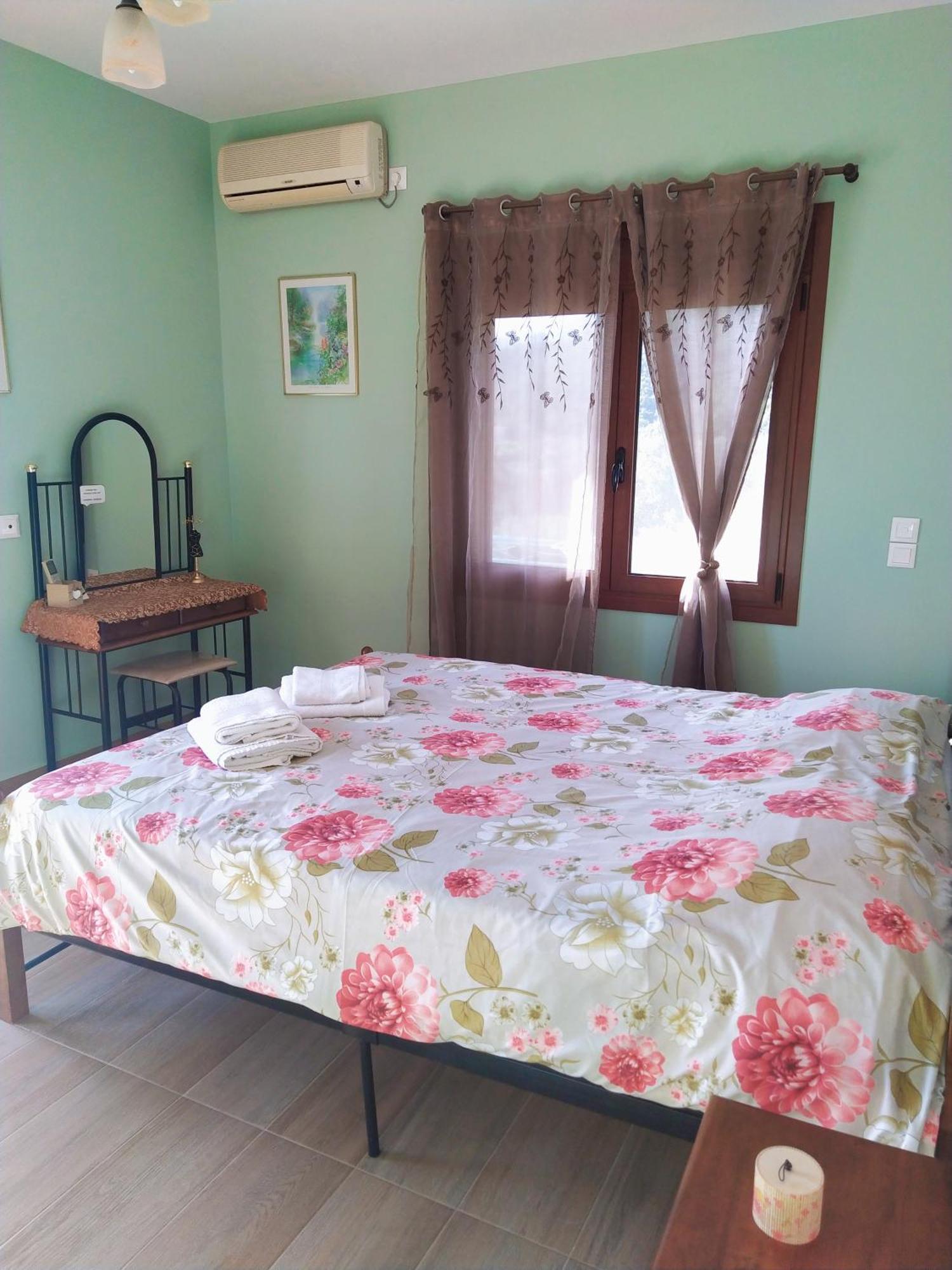 Eirini House Apartment เลโอนีดีออน ภายนอก รูปภาพ